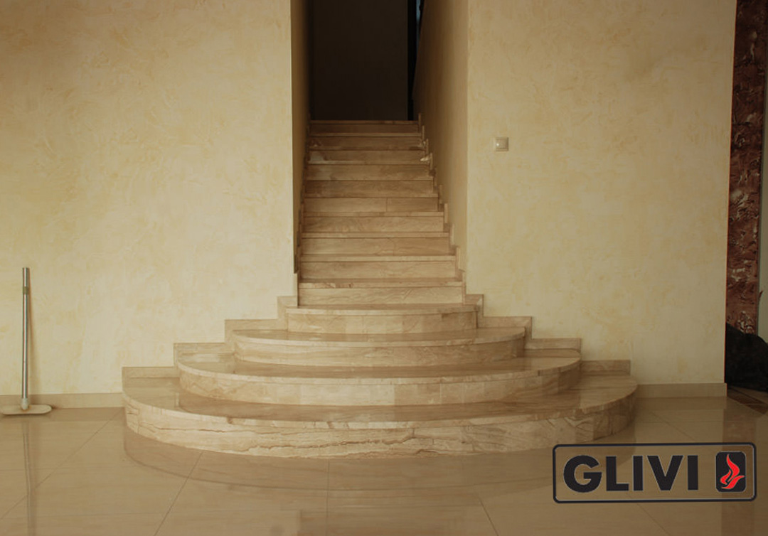 Лестница из мрамора Breccia Sardo