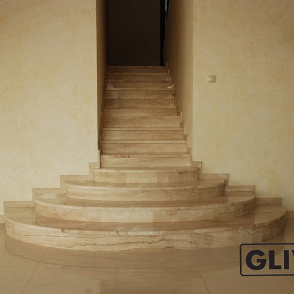 Лестница из мрамора Breccia Sardo